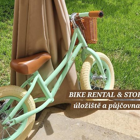 Villa Follemira Cz - Kitchen - Garden - Bike Storage Pencin Экстерьер фото